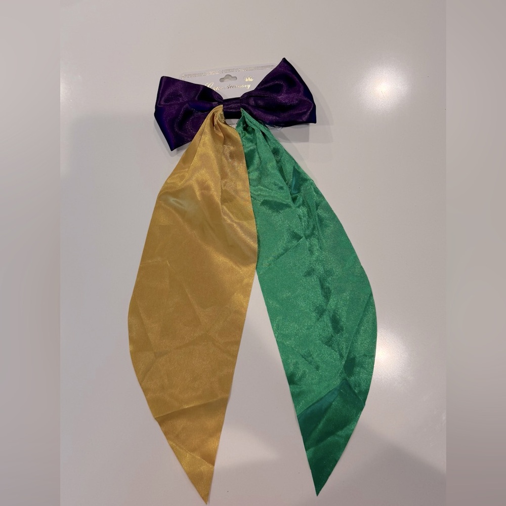 Mardi Gras bow
